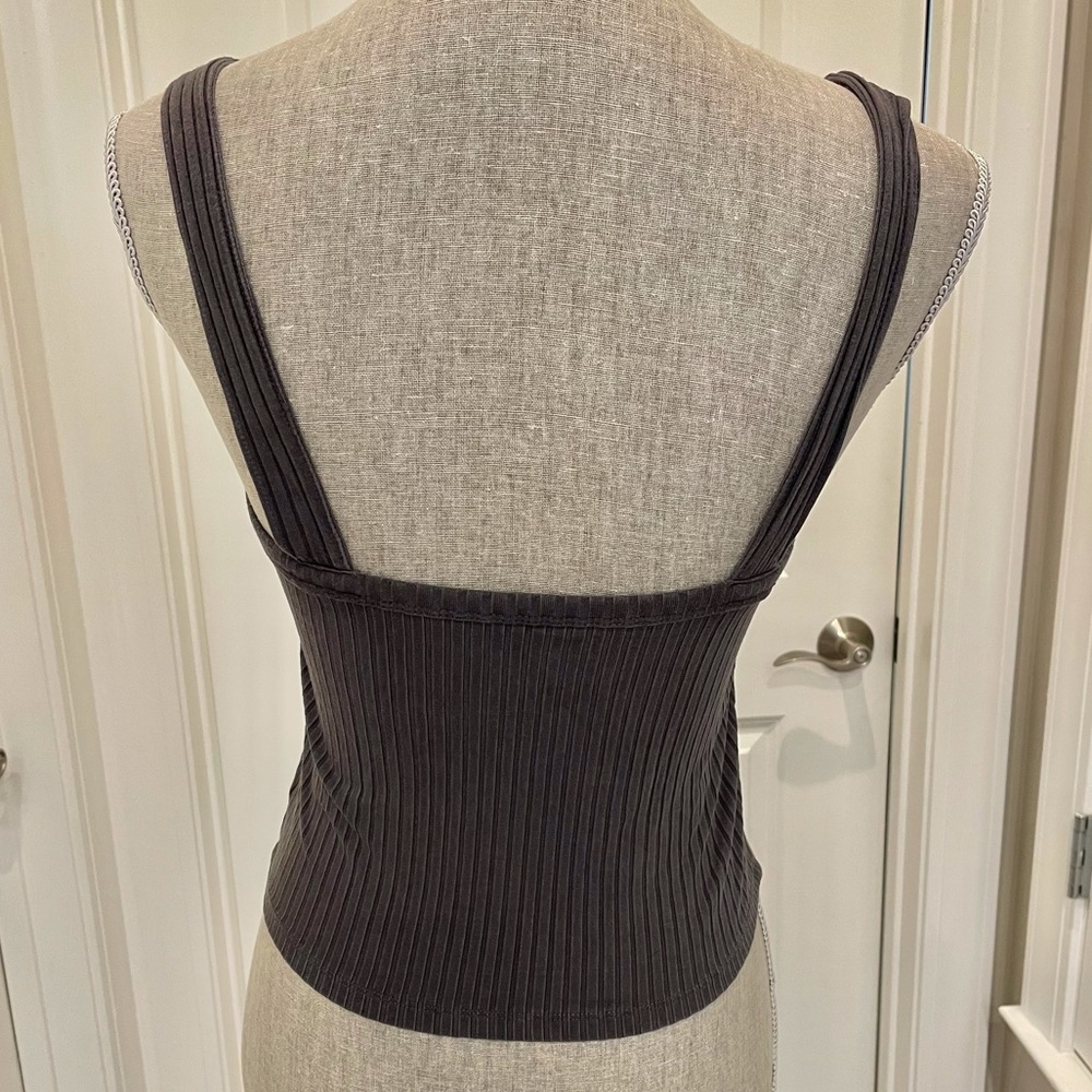 🌸🌸 SALE! 4 for$20! AMERICAN EAGLE Soft Gray Ribbed Crop Top Sz Small - Picture 2 of 4